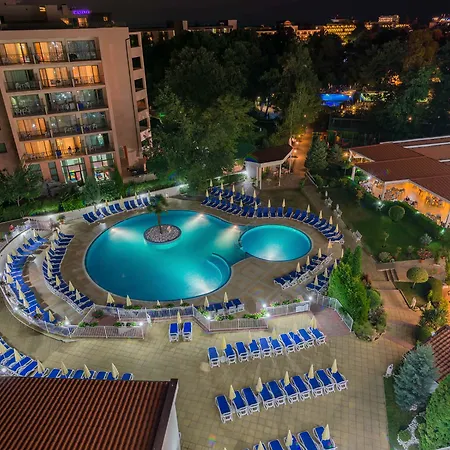 فندق Madara Park