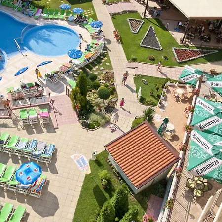 فندق Madara Park 4*