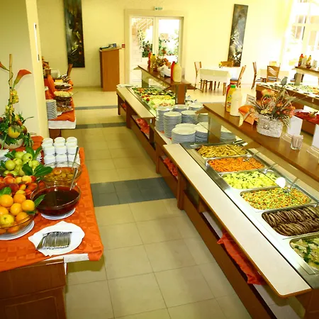 Madara Park Hotel Goudstrand