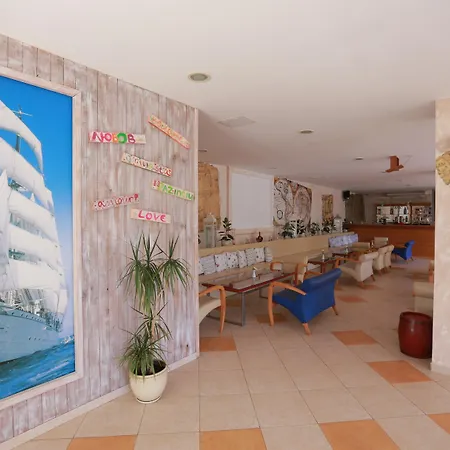 Hotel Madara Park