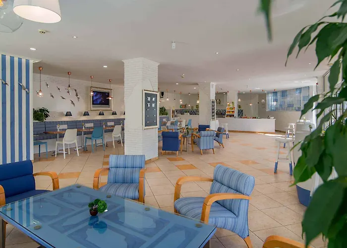 Madara Park Szálloda