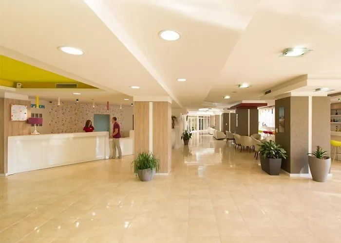 Madara Park Aranyhomok