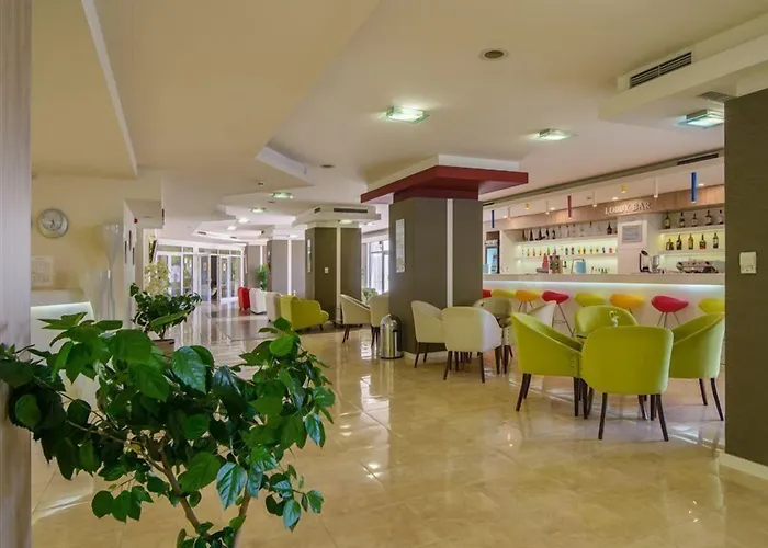 Madara Park Szálloda 4*