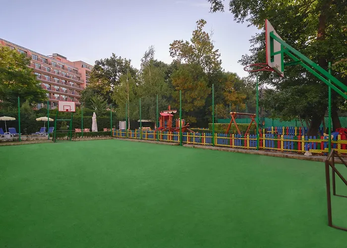 Madara Park Szálloda