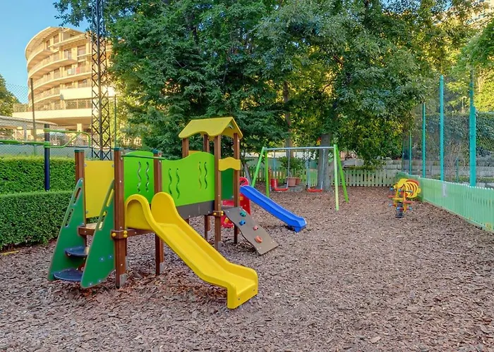 Madara Park 4* Aranyhomok