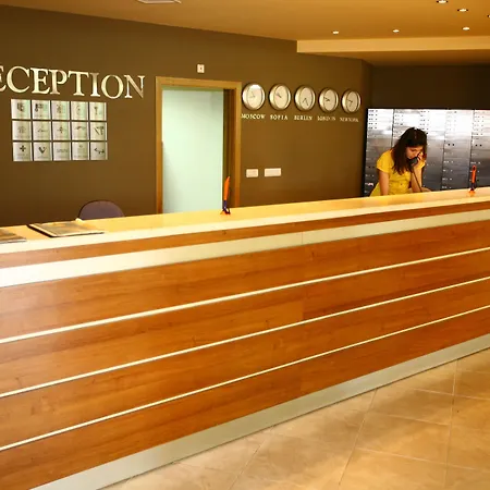 Madara Park Hotel 4*