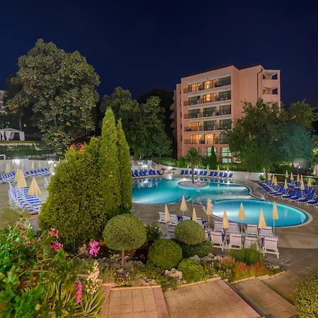 Madara Park - Hotell Golden Sands