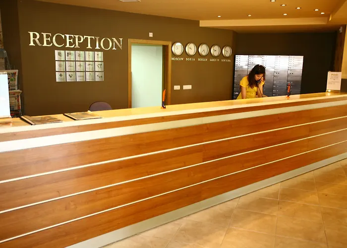 Madara Park - Hotell 4*