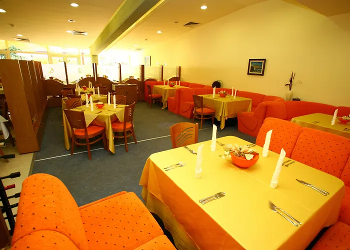 Madara Park - Hotell