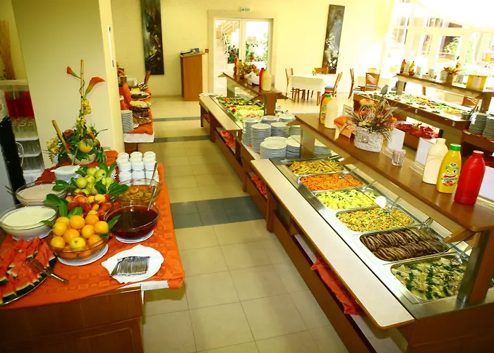 Madara Park - Hotell Golden Sands