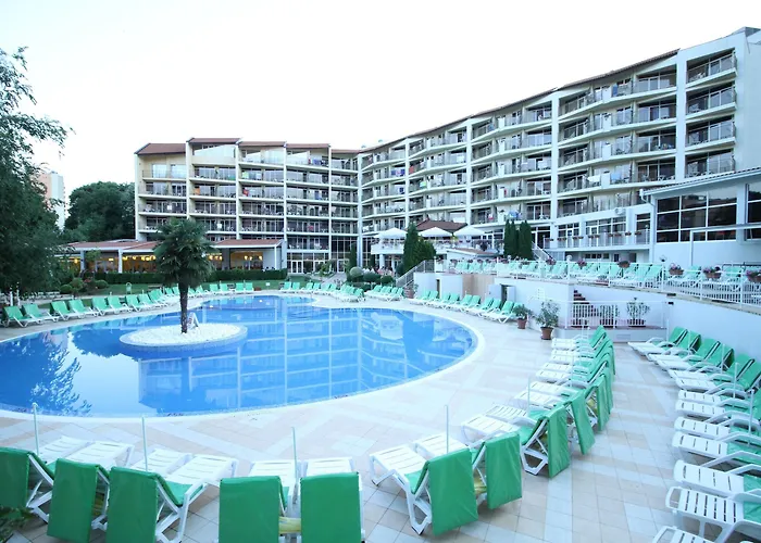 Madara Park - Hotell Golden Sands
