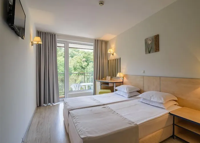 Madara Park - Hotell Golden Sands