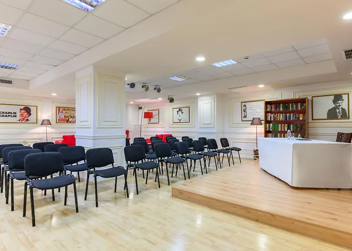 Madara Park - Hotell 4*